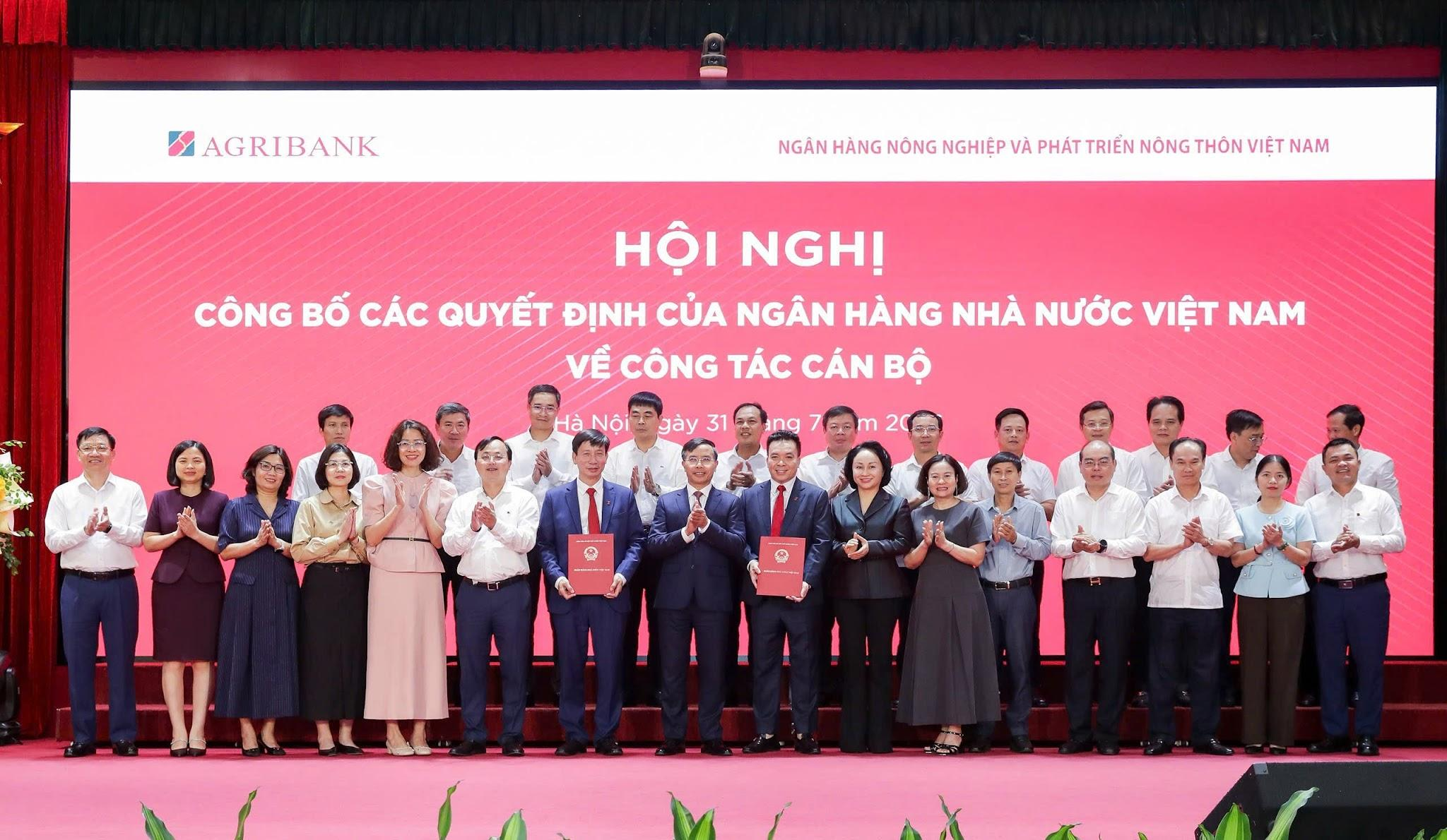 31.7.2026.06. Thống đốc dự HN công tác cán bộ Agribank.png